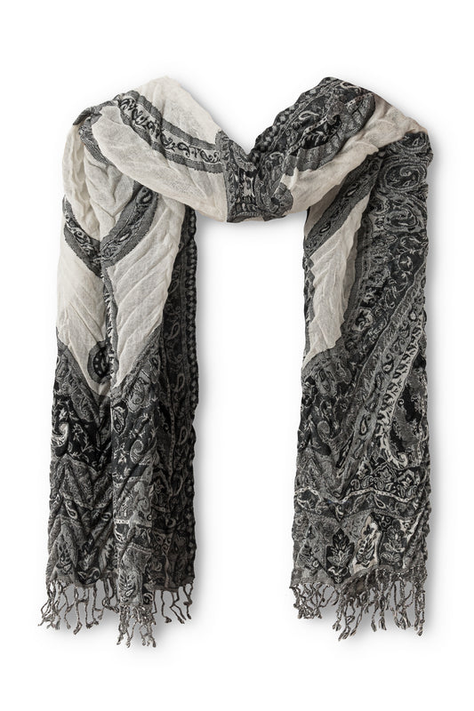 Teresa's scarf