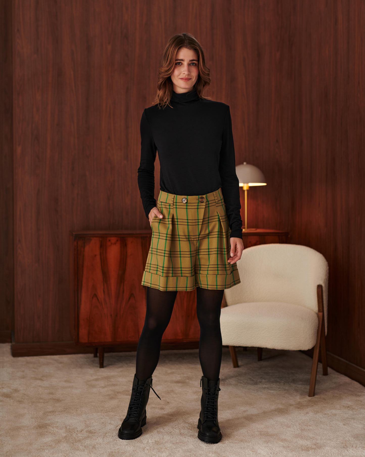 Short olive