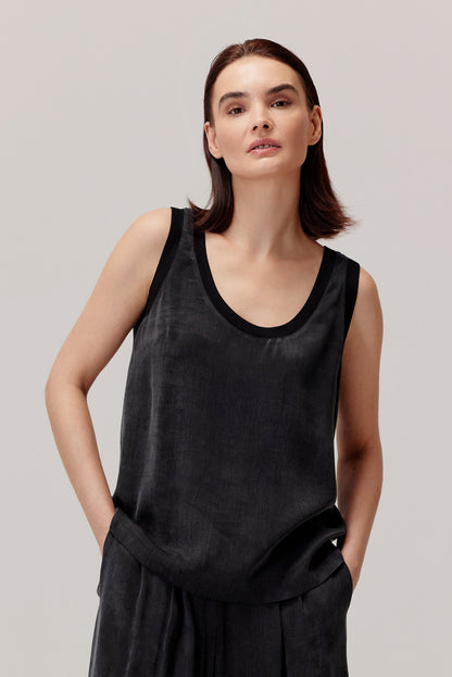 Top Figro en viscose et lyocell noir