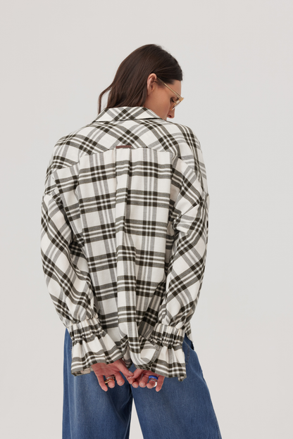 Blouse à carreaux tendance Liv