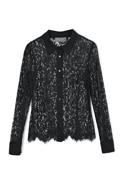 Chemise en dentelle