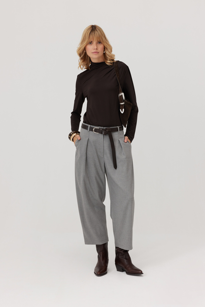 Ankle-length Flap Trousers