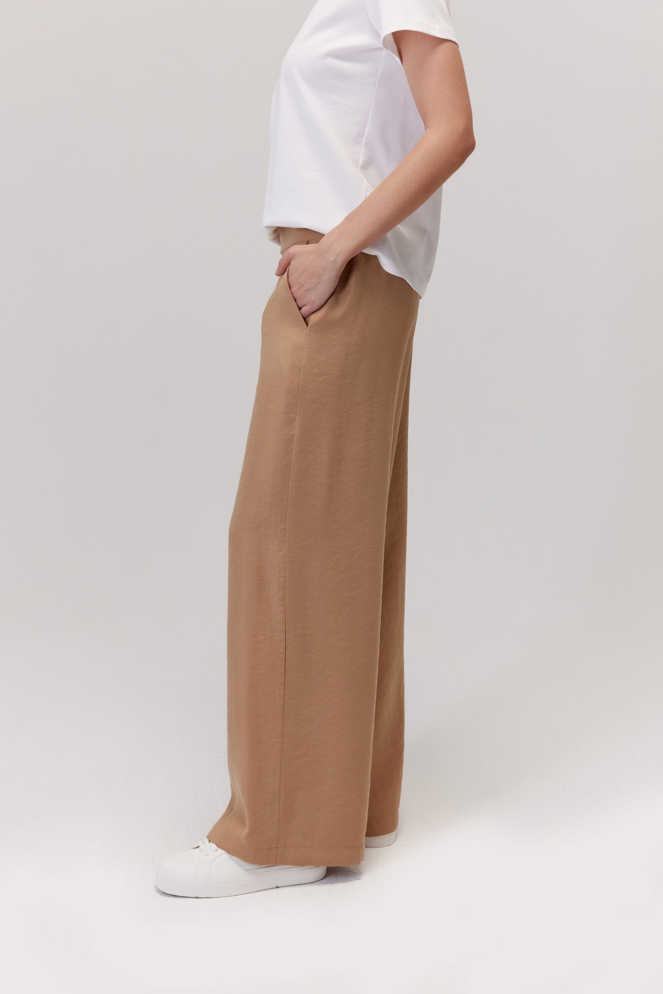 Liro beige modal trousers