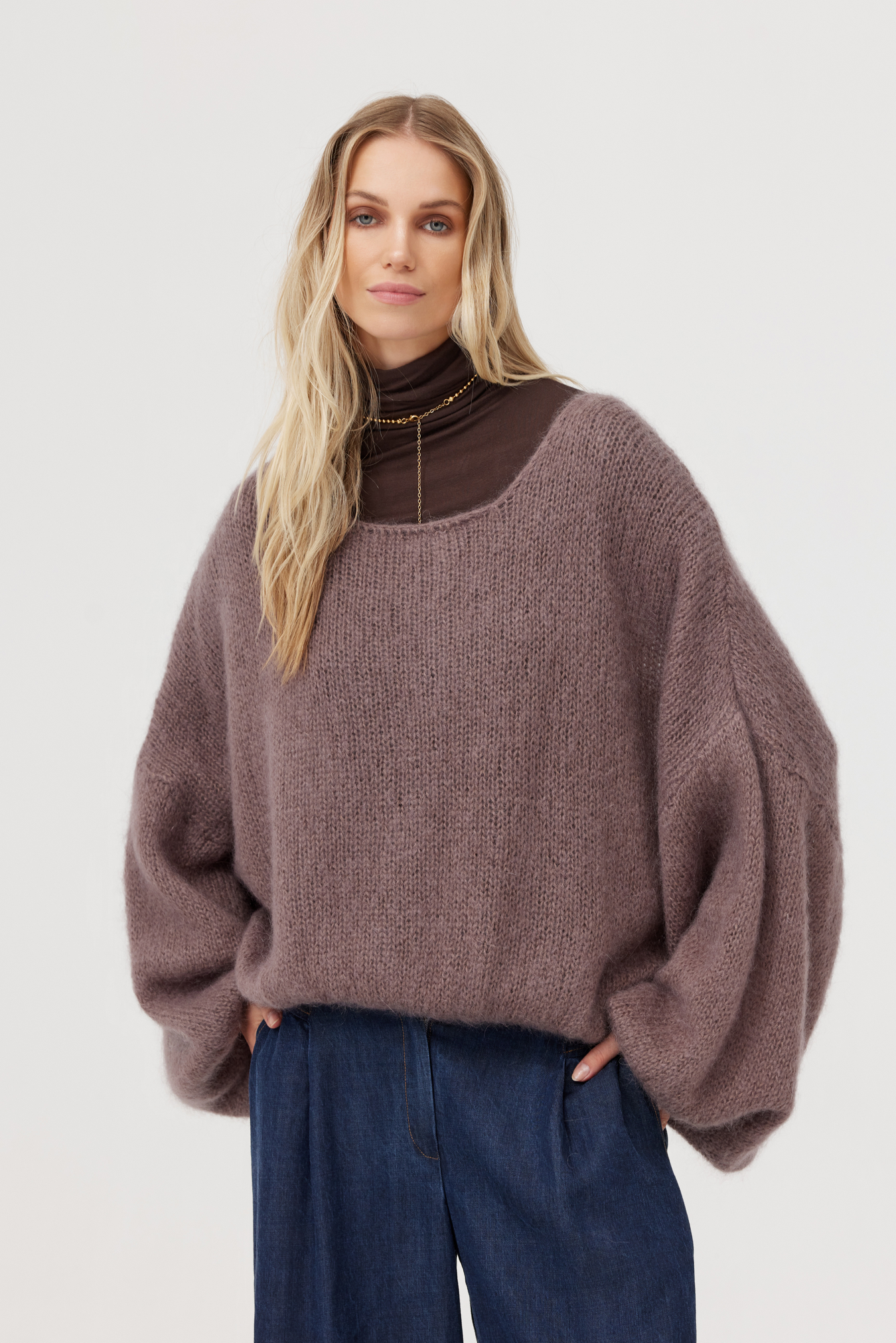 Sweter z moherem Harington mocca