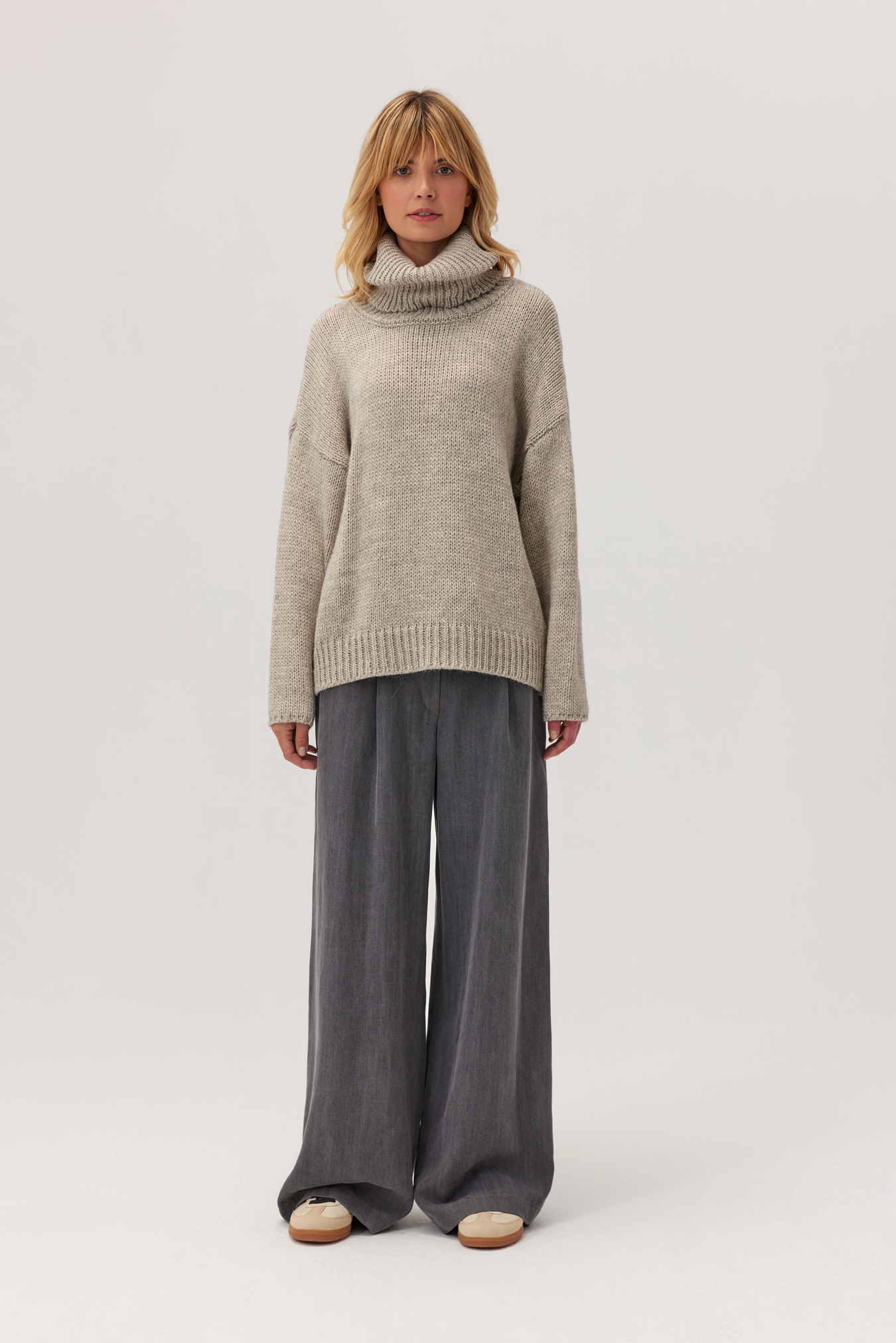 Sweter z moherem Oven Beż